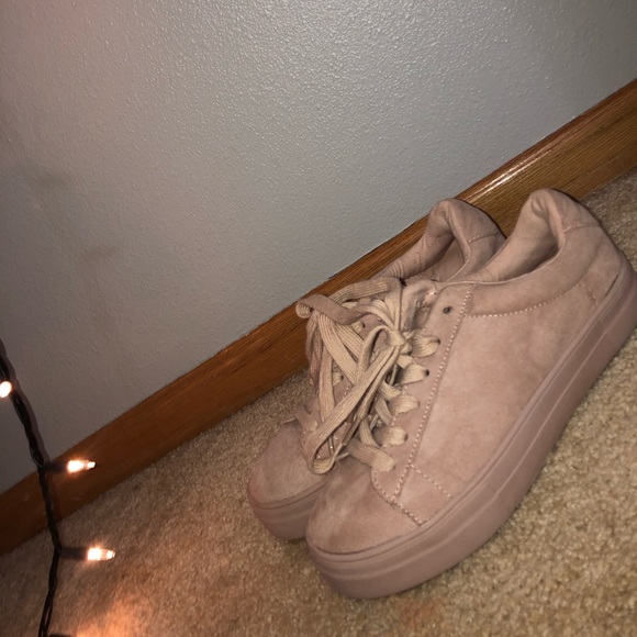 Velvet Light Pink Sneakers - Picture 1 of 3